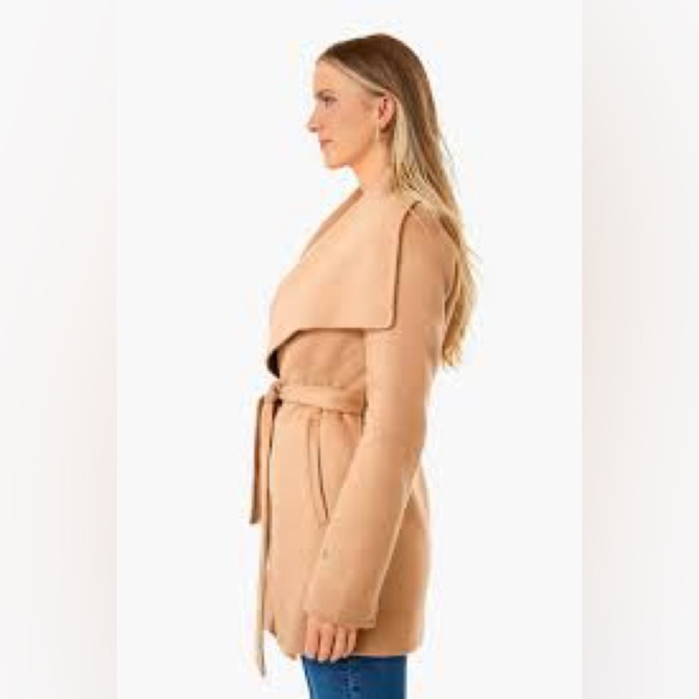 TUCKERNUCK- camel wrap coat - Picture 6 of 11